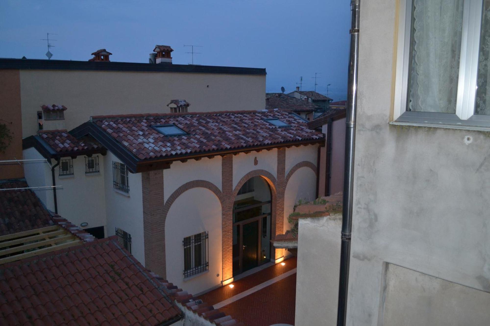 Relais De La Place Desenzano del Garda Extérieur photo