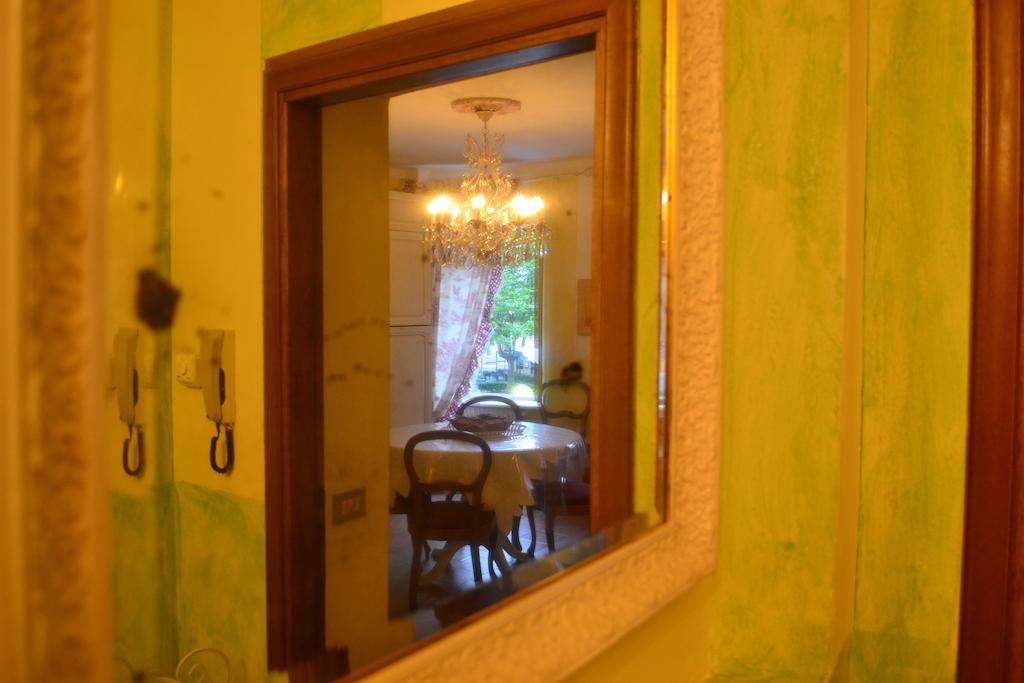 Relais De La Place Desenzano del Garda Extérieur photo