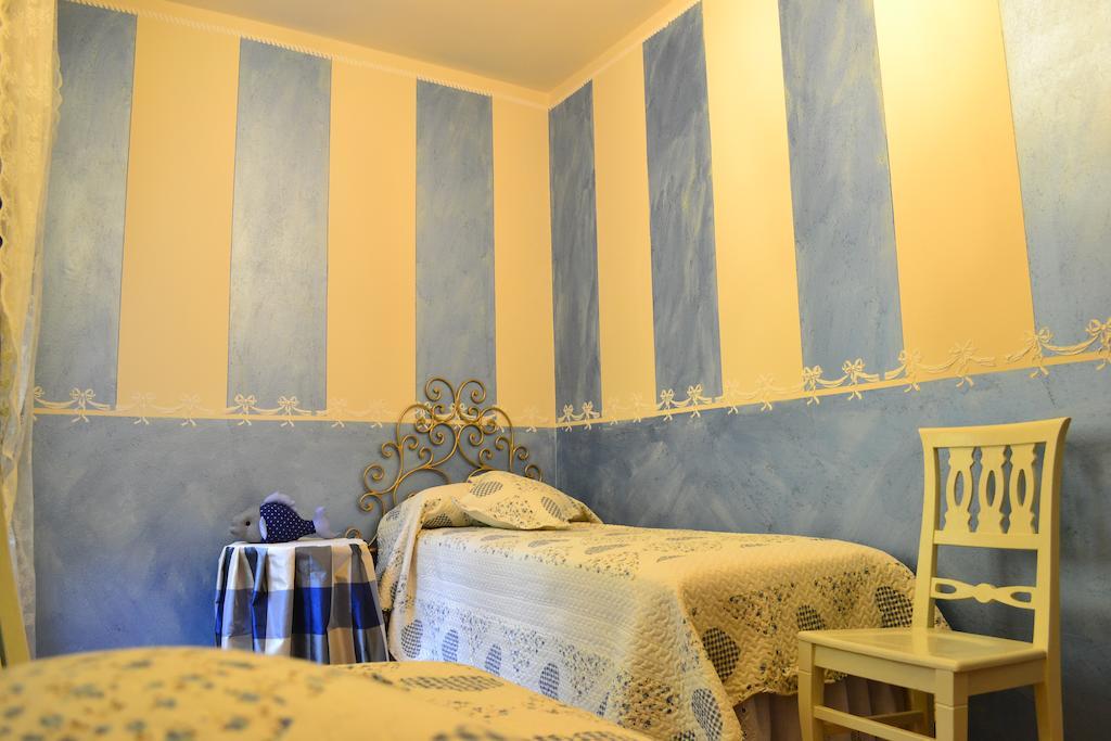 Relais De La Place Desenzano del Garda Extérieur photo